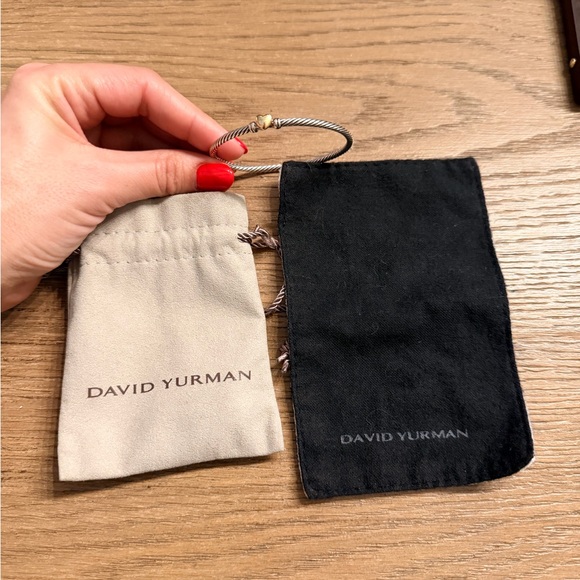 David Yurman Classic Cable Heart Station Bracelet - Picture 14 of 15